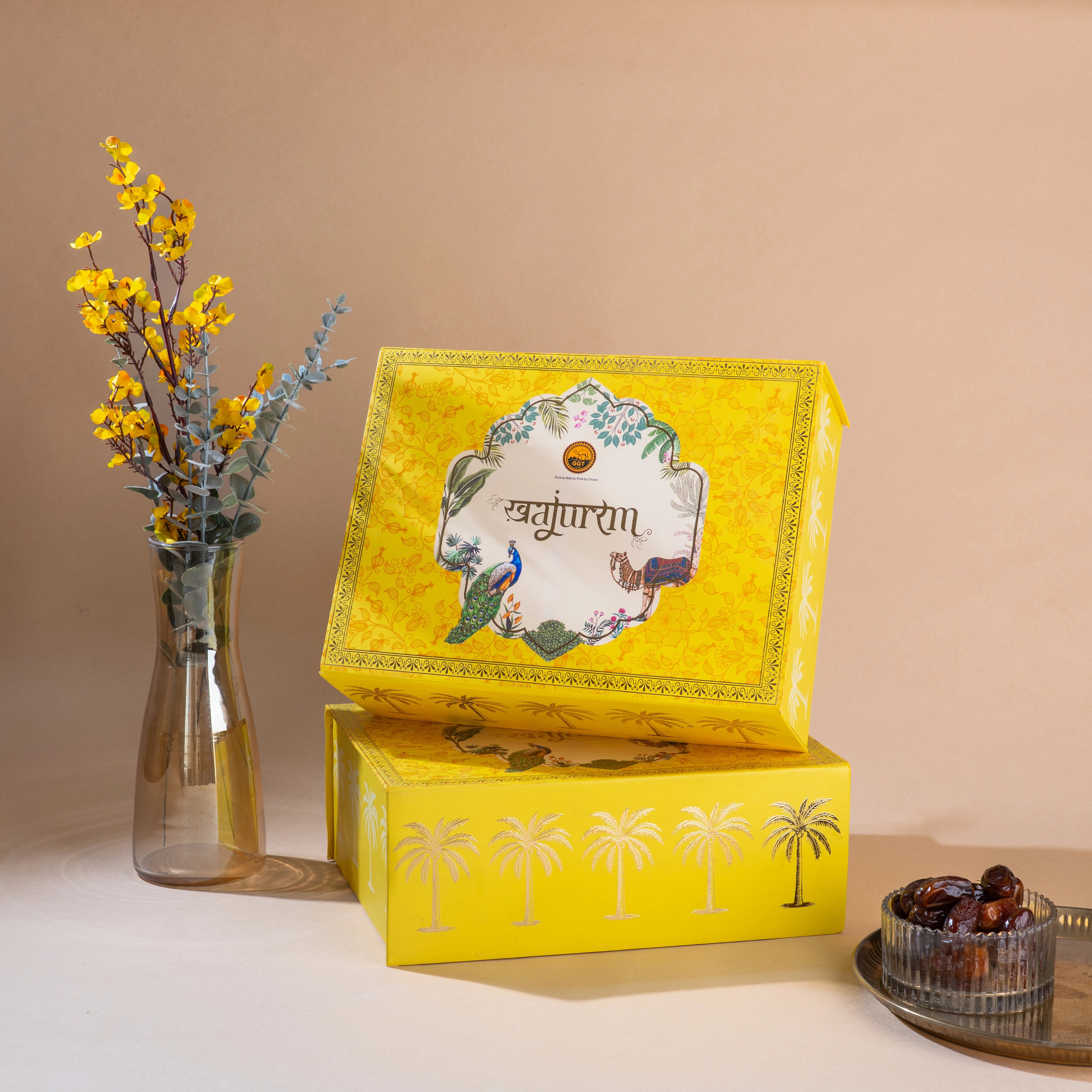 Khajurum Signature Hamper